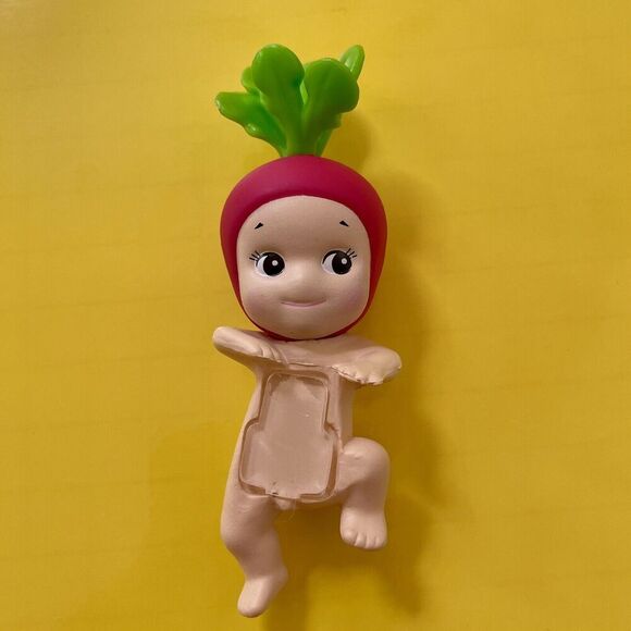Sonny Angel Hippers Radish Harvest series Mini Figure Fruit Vegetable Attach - Picture 5 of 8